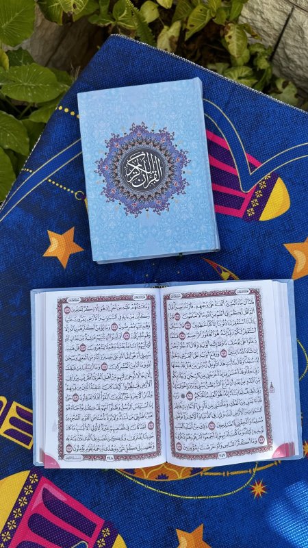 مصحف عادي - قياس صغير - 14*20 سم - ورق ابيض - 2 لون احمر واسود- دار الاسلام